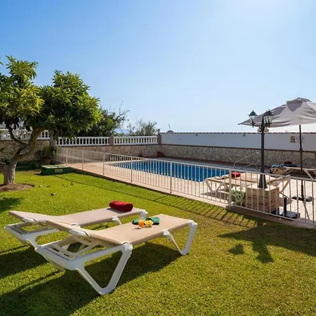 Lola Casitas Select Villa